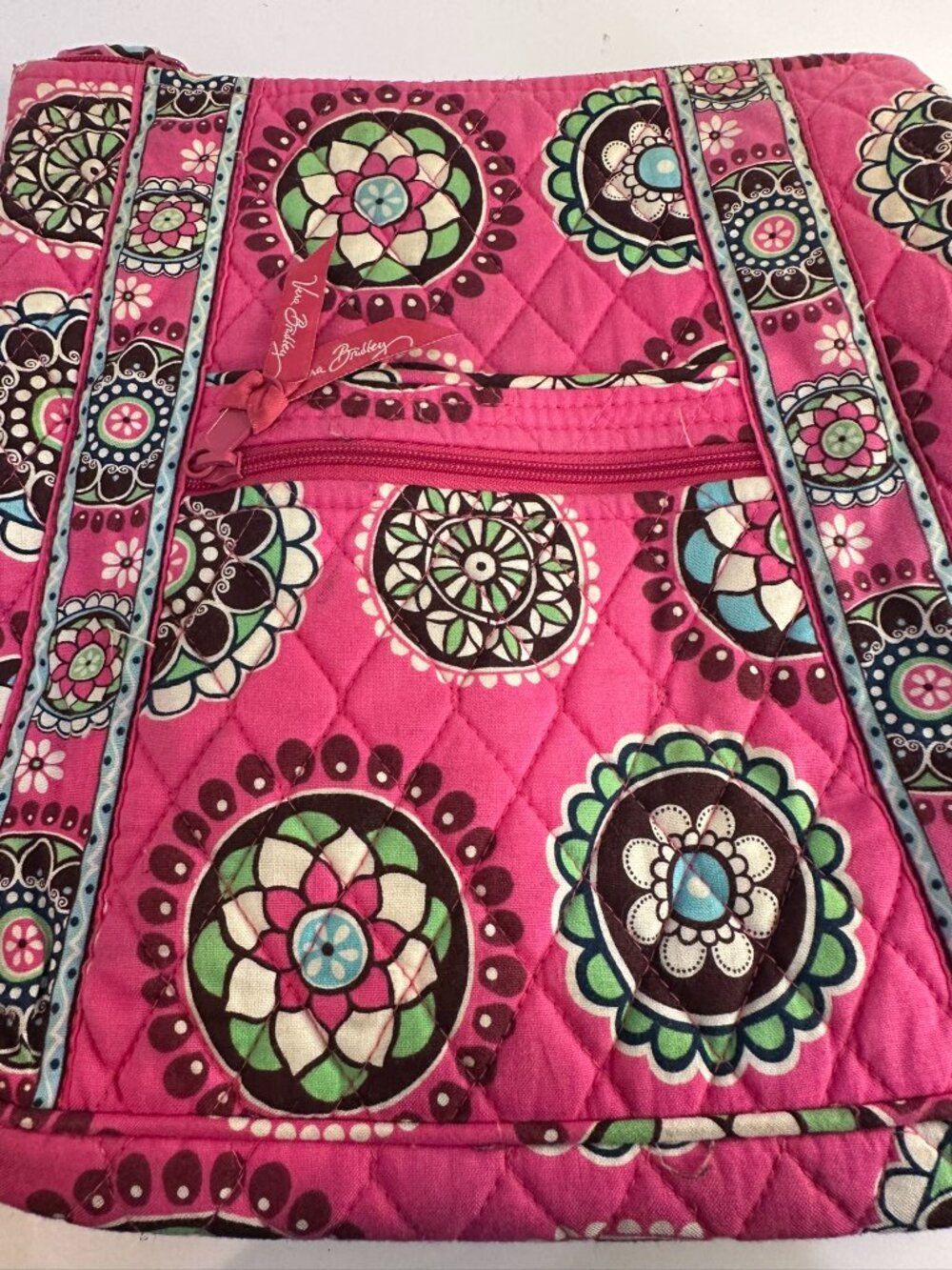 Vera Bradley Hipster Crossbody Cupcakes Pink Retired Pattern - Picture 2 of 8